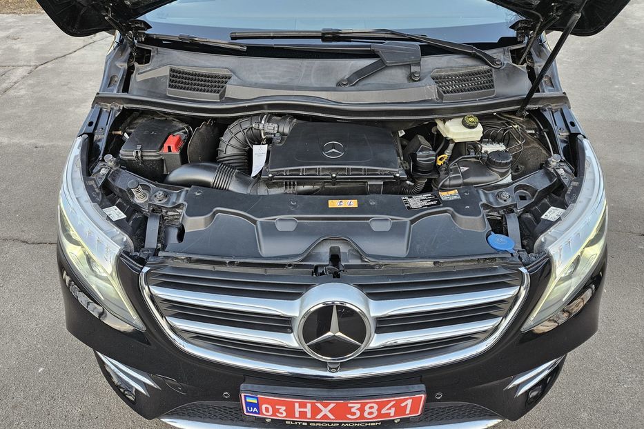 Продам Mercedes-Benz V-Class 4Matic Avangard AMG 2017 года в Киеве