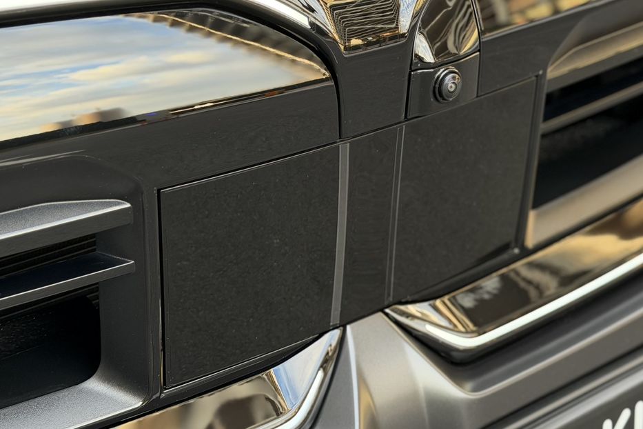 Продам BMW M5 2024 года в Киеве