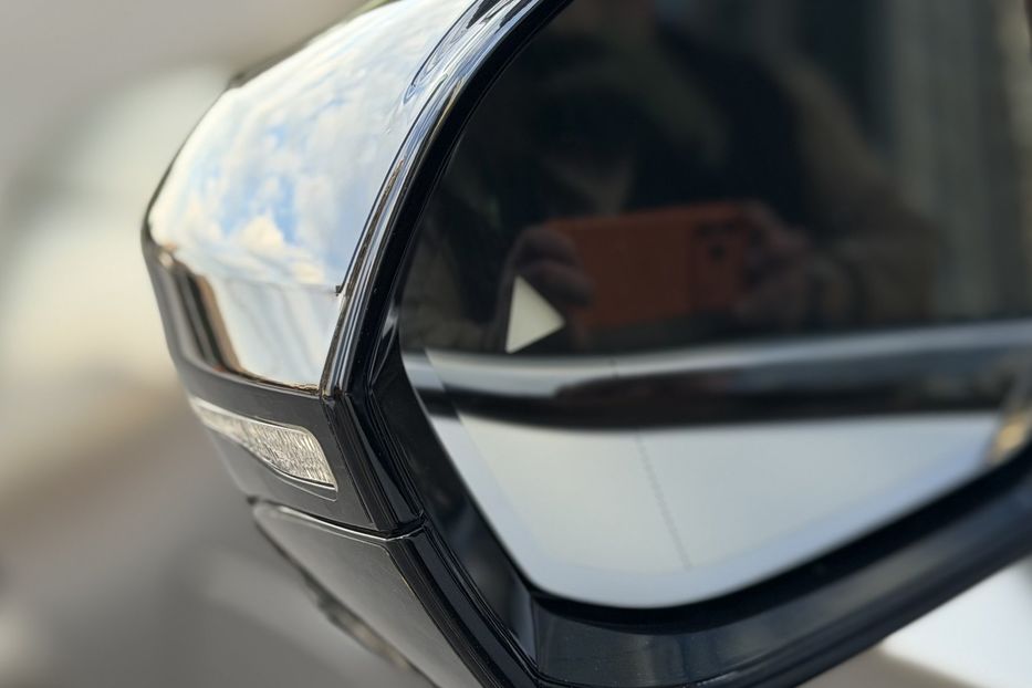 Продам BMW M5 2024 года в Киеве