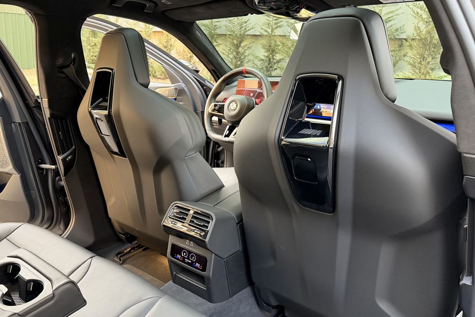 Продам BMW M5 2024 года в Киеве