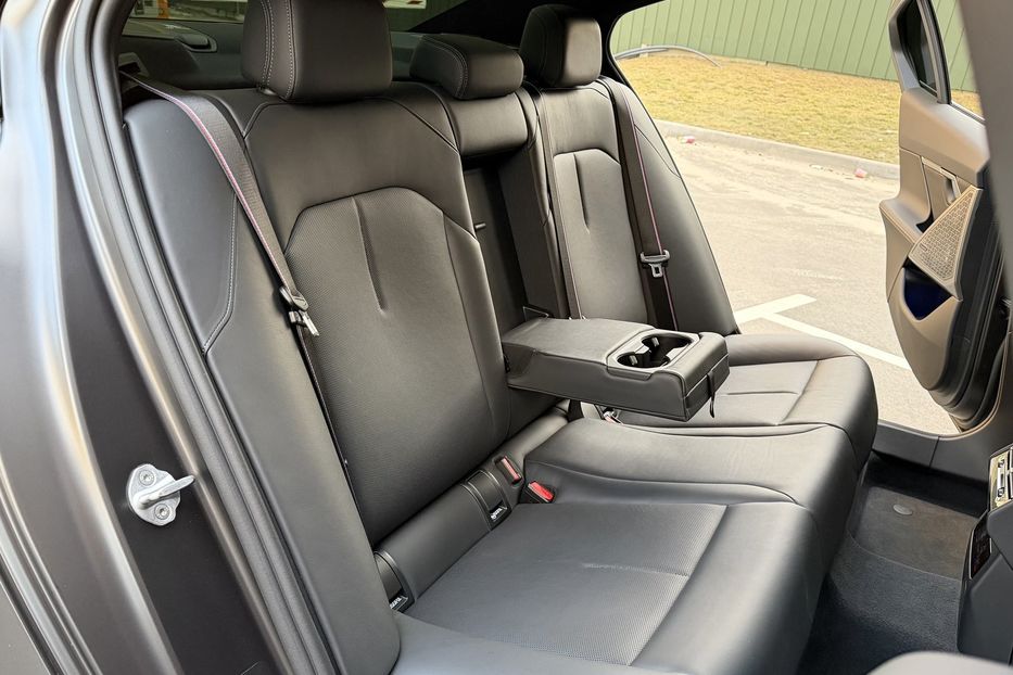 Продам BMW M5 2024 года в Киеве