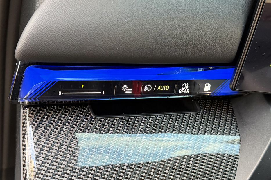 Продам BMW M5 2024 года в Киеве