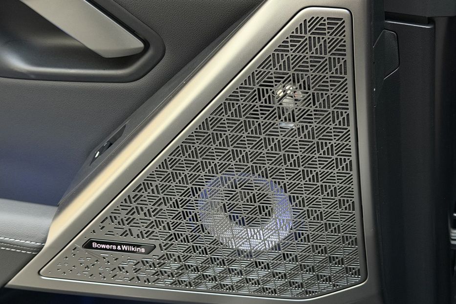 Продам BMW M5 2024 года в Киеве