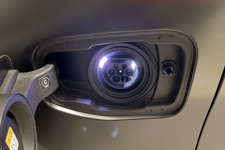 Продам BMW M5 2024 года в Киеве