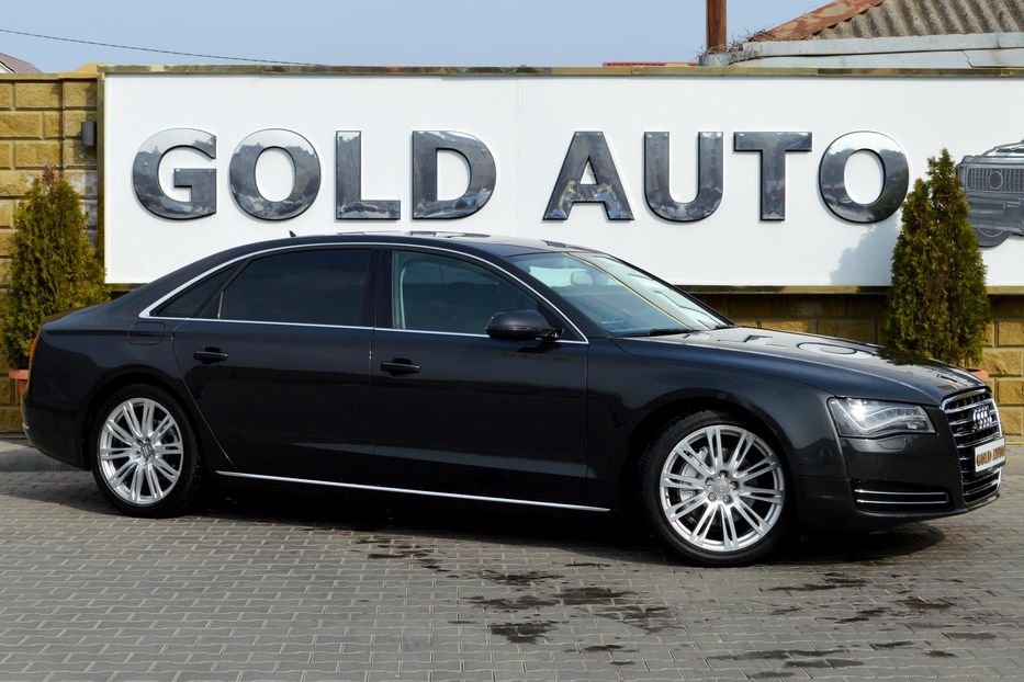 Продам Audi A8 Long 2012 года в Одессе