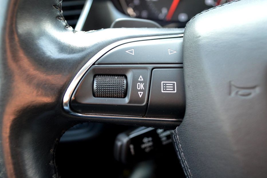 Продам Audi A8 Long 2012 года в Одессе