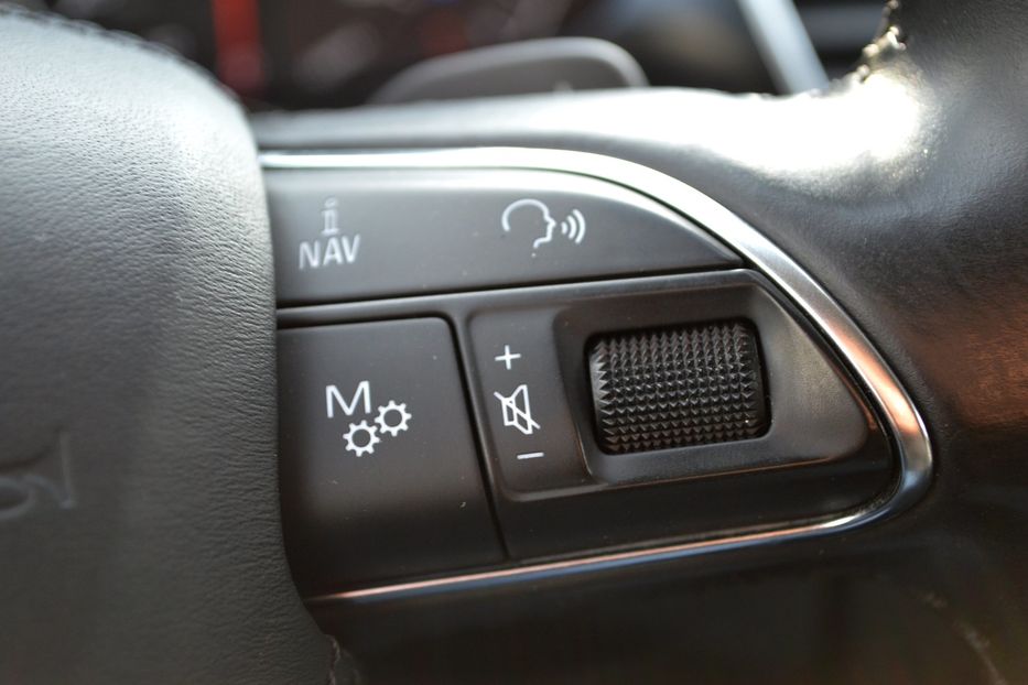 Продам Audi A8 Long 2012 года в Одессе