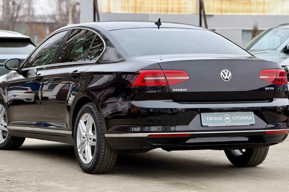 Продам Volkswagen Passat B8 2.0TDI DSG (190 к.с.) 2016 года в Киеве
