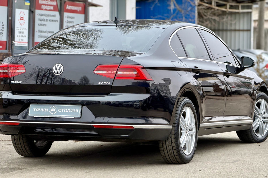 Продам Volkswagen Passat B8 2.0TDI DSG (190 к.с.) 2016 года в Киеве