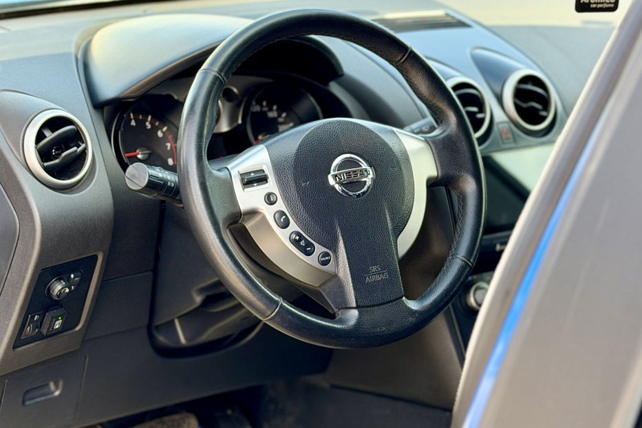 Продам Nissan Qashqai 2.0 CVТ (141 к.с.) 4WD 2008 года в Киеве