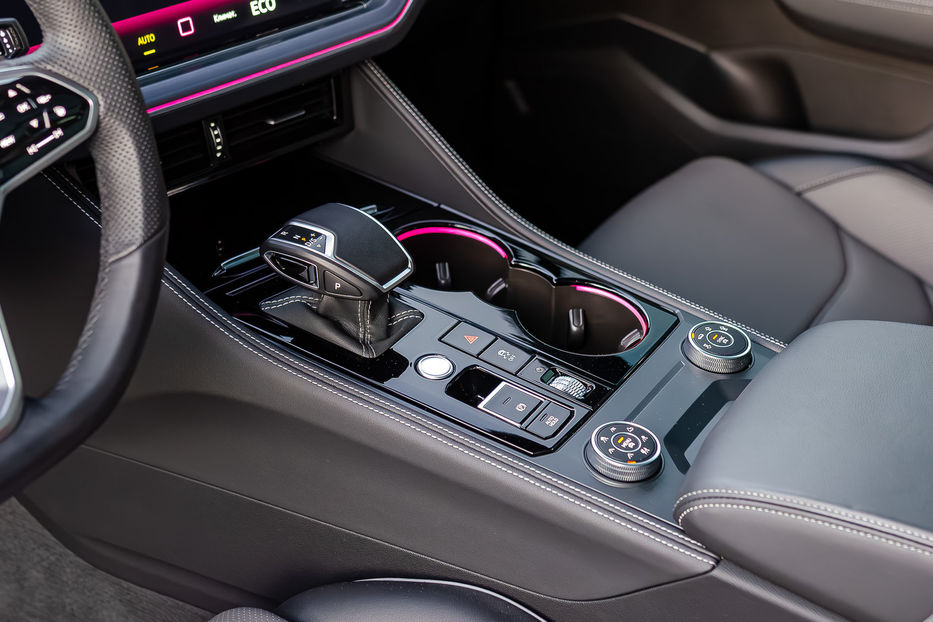 Продам Volkswagen Touareg R-Line 3.0TDI 2024 года в Киеве