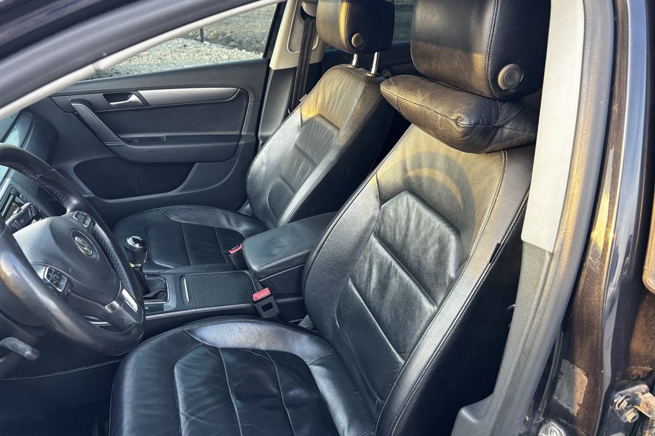 Продам Volkswagen Passat B7 2014 года в Львове