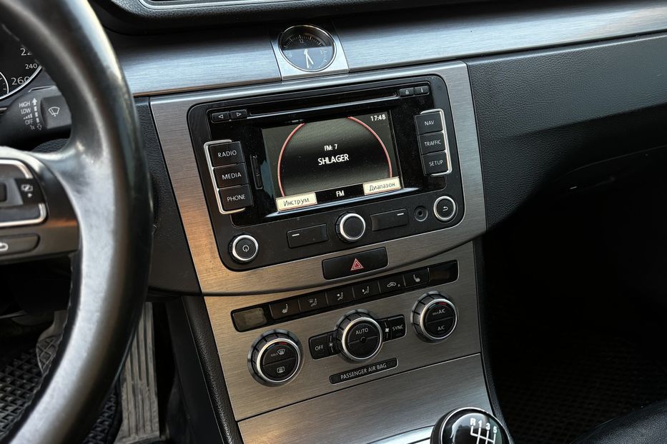 Продам Volkswagen Passat B7 2014 года в Львове