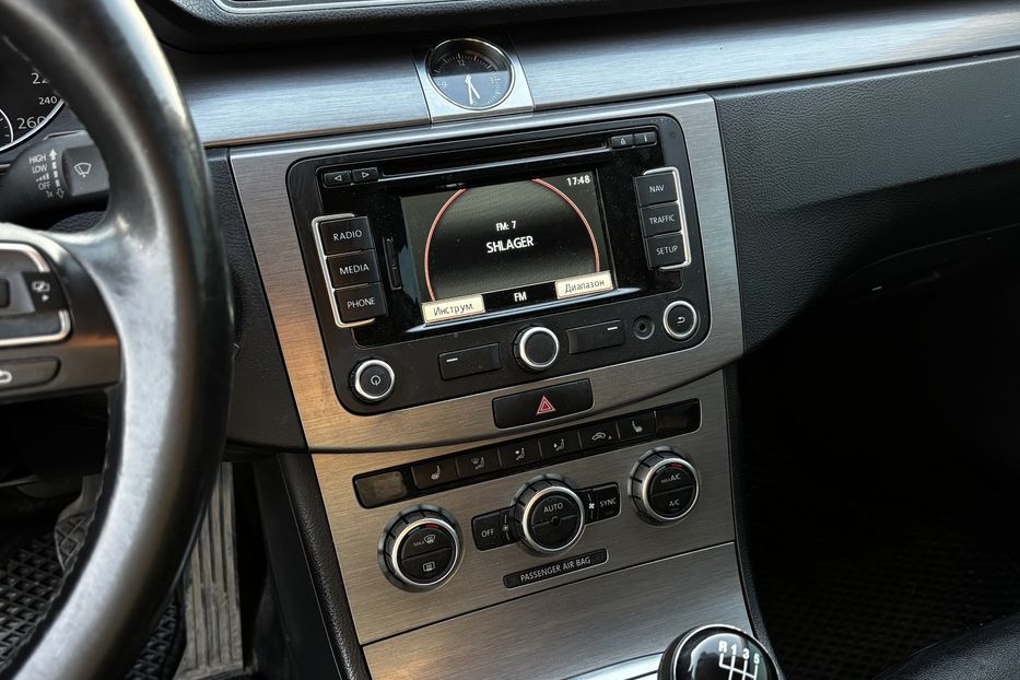 Продам Volkswagen Passat B7 2014 года в Львове
