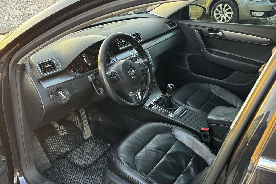 Продам Volkswagen Passat B7 2014 года в Львове