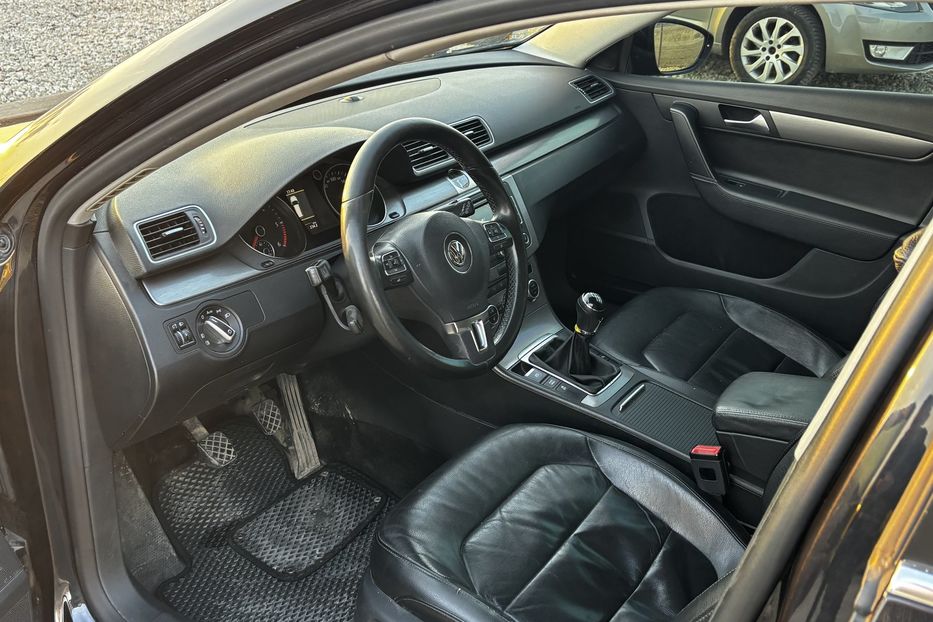 Продам Volkswagen Passat B7 2014 года в Львове