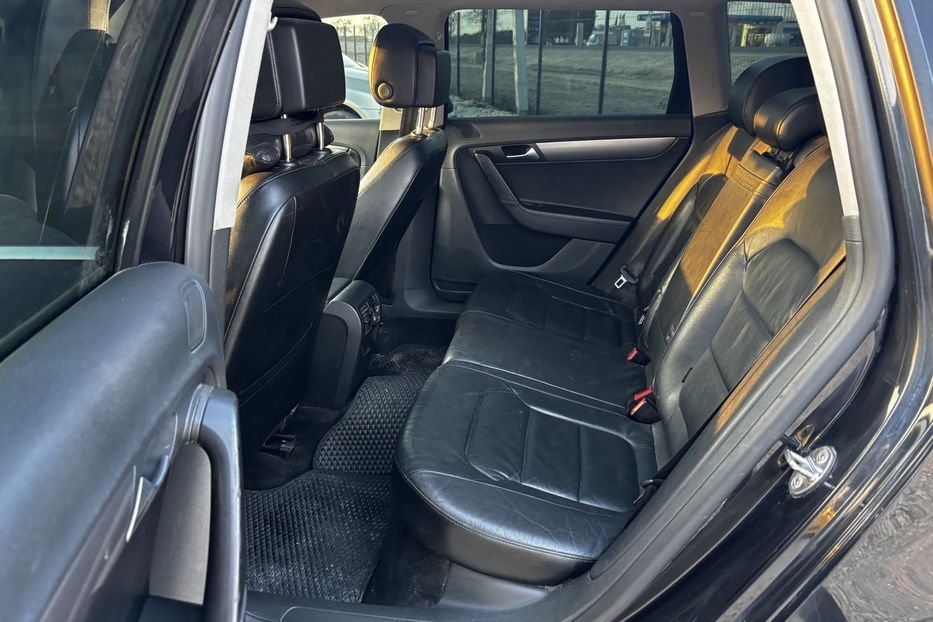 Продам Volkswagen Passat B7 2014 года в Львове