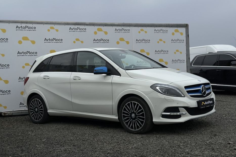 Продам Mercedes-Benz B-Class 2016 года в Луцке