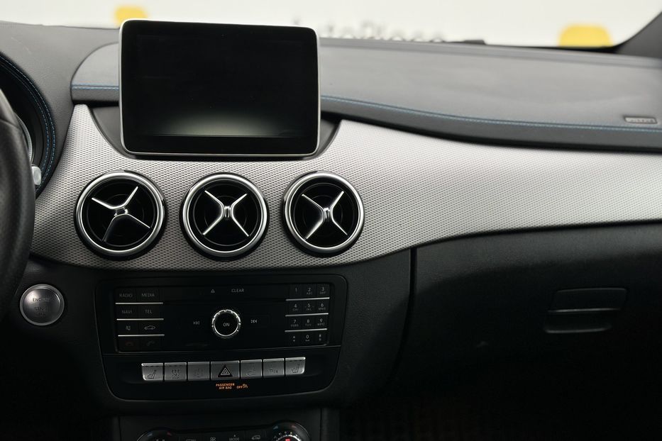 Продам Mercedes-Benz B-Class 2016 года в Луцке