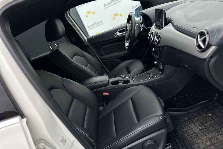Продам Mercedes-Benz B-Class 2016 года в Луцке