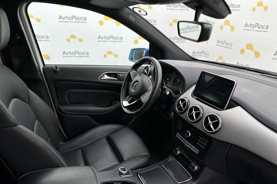 Продам Mercedes-Benz B-Class 2016 года в Луцке