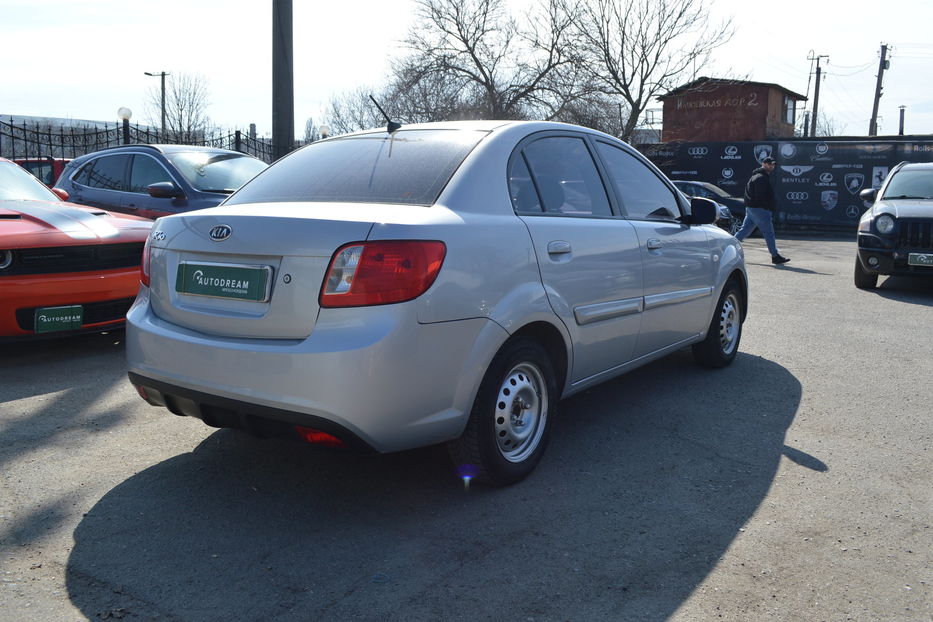 Продам Kia Rio 2011 года в Одессе
