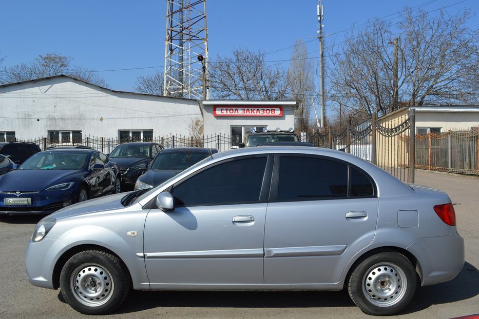 Продам Kia Rio 2011 года в Одессе