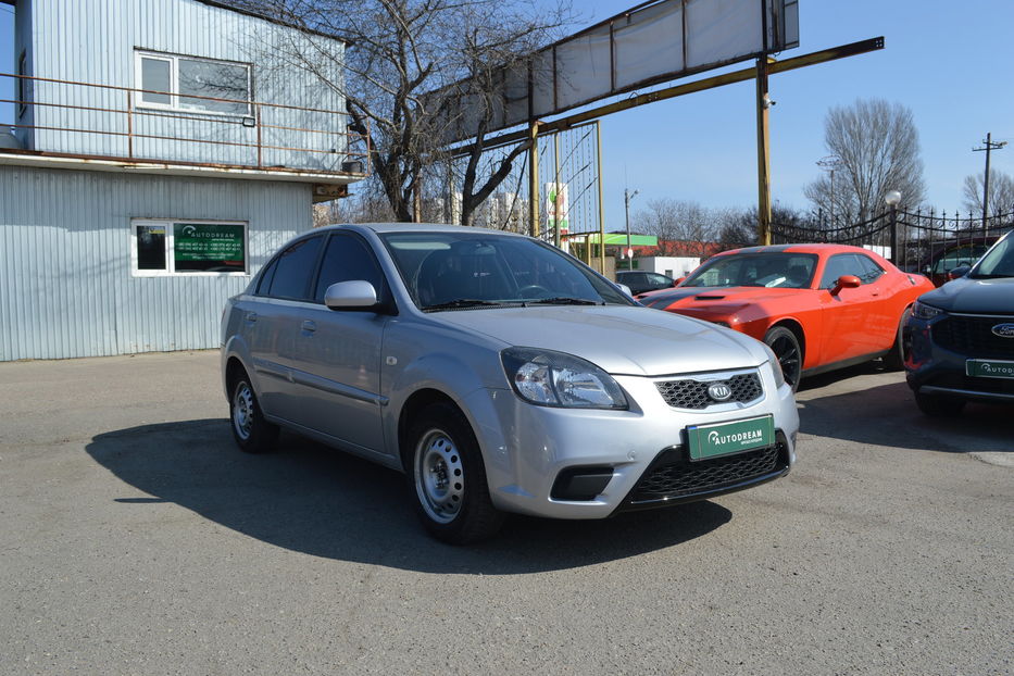 Продам Kia Rio 2011 года в Одессе