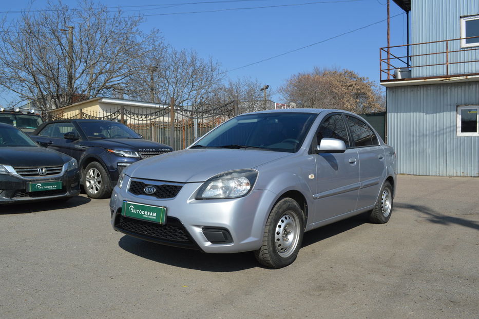 Продам Kia Rio 2011 года в Одессе
