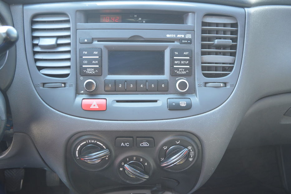 Продам Kia Rio 2011 года в Одессе