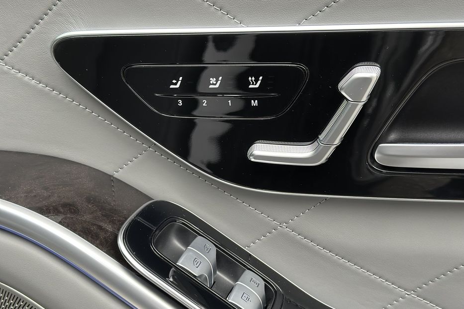 Продам Mercedes-Benz S-Class 500 4 Matic 2020 года в Киеве