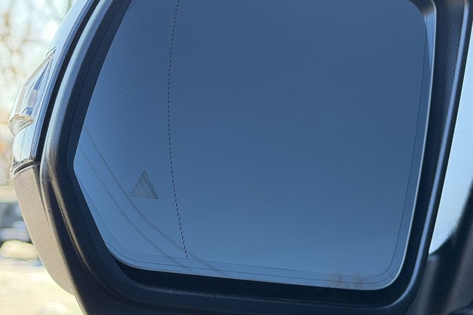 Продам Mercedes-Benz V-Class 300 4 Matic 2022 года в Киеве