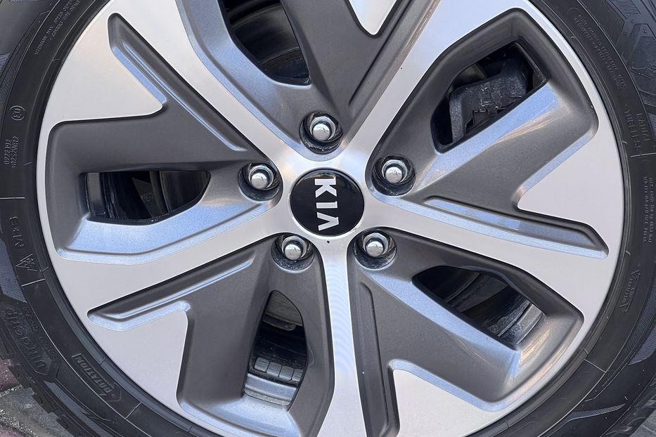 Продам Kia Niro ExecutiveLine 2021 года в Тернополе