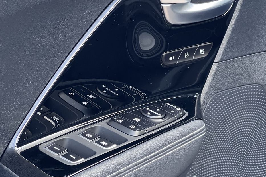 Продам Kia Niro ExecutiveLine 2021 года в Тернополе