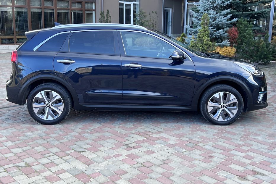 Продам Kia Niro ExecutiveLine 2021 года в Тернополе