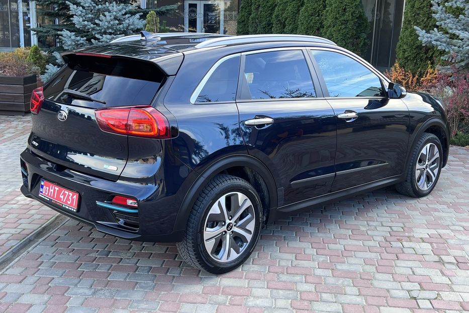Продам Kia Niro ExecutiveLine 2021 года в Тернополе