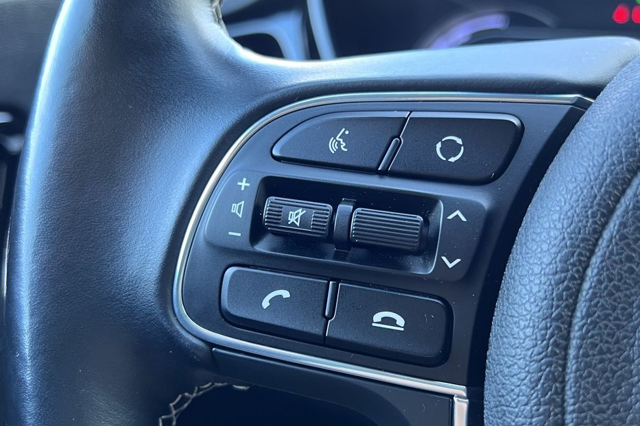 Продам Kia Niro ExecutiveLine 2021 года в Тернополе