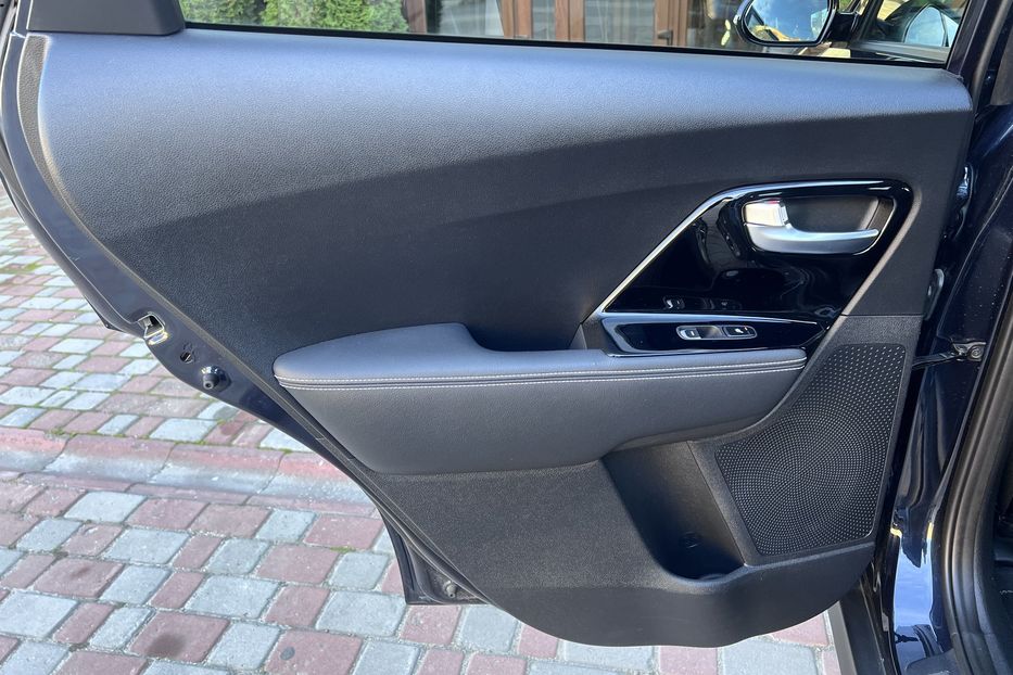 Продам Kia Niro ExecutiveLine 2021 года в Тернополе