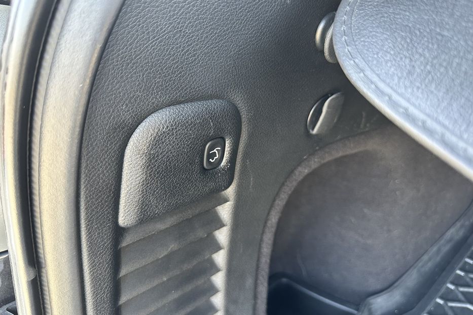 Продам Jeep Grand Cherokee 3.0 dissel Ovetland 2015 года в Киеве