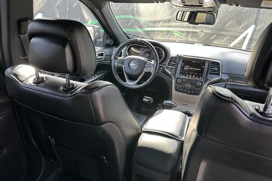 Продам Jeep Grand Cherokee 3.0 dissel Ovetland 2015 года в Киеве