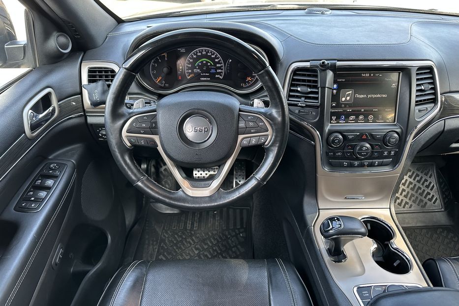 Продам Jeep Grand Cherokee 3.0 dissel Ovetland 2015 года в Киеве