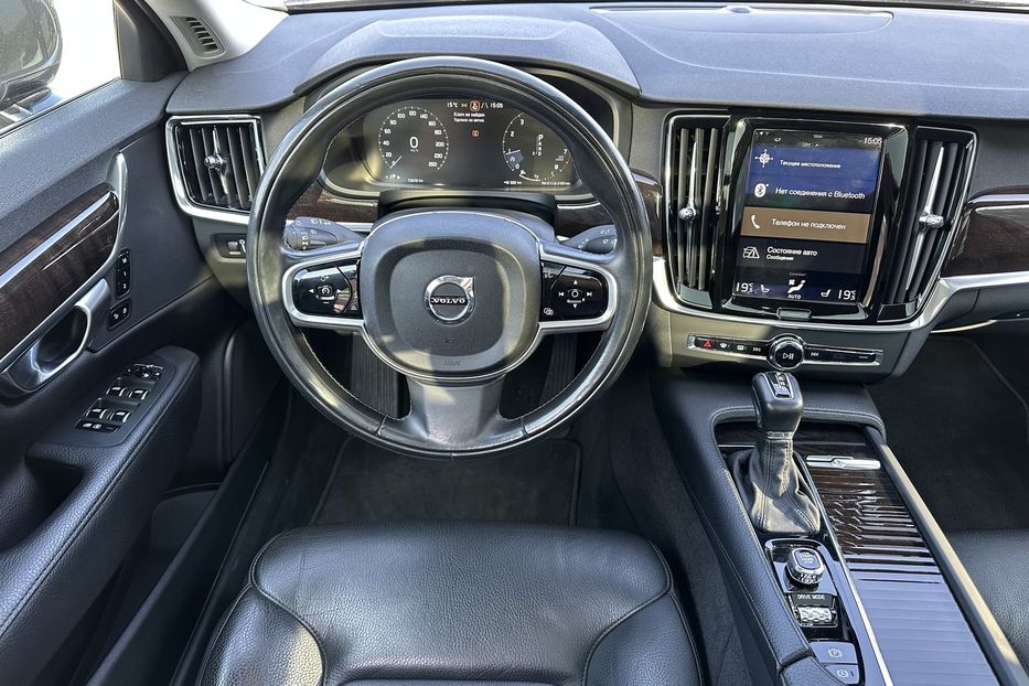 Продам Volvo S90 AWD Momentum 2017 года в Киеве