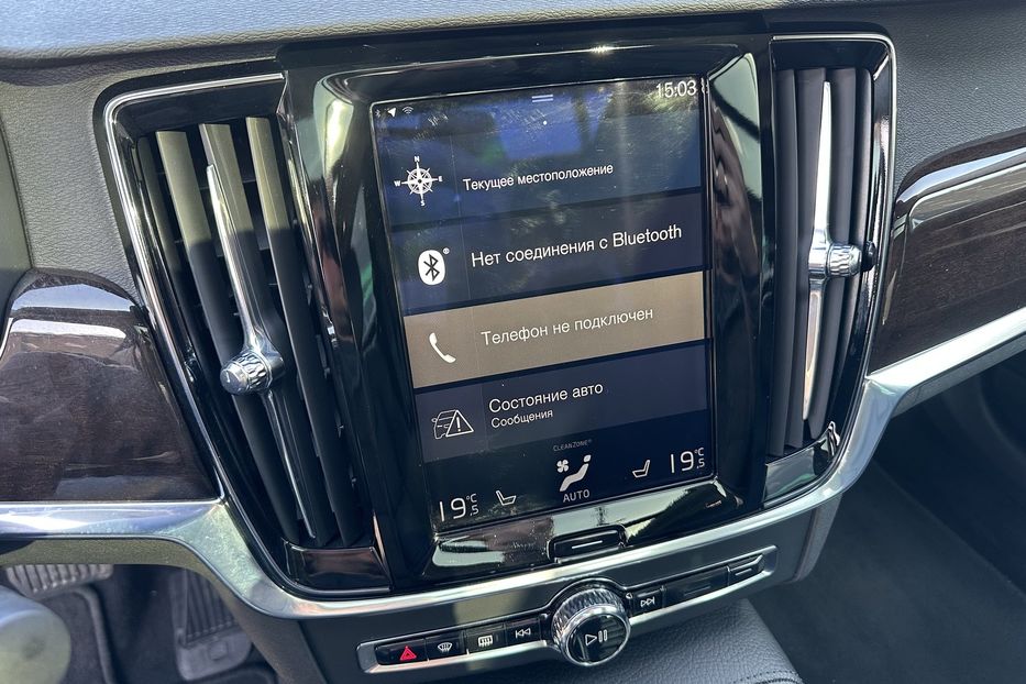 Продам Volvo S90 AWD Momentum 2017 года в Киеве