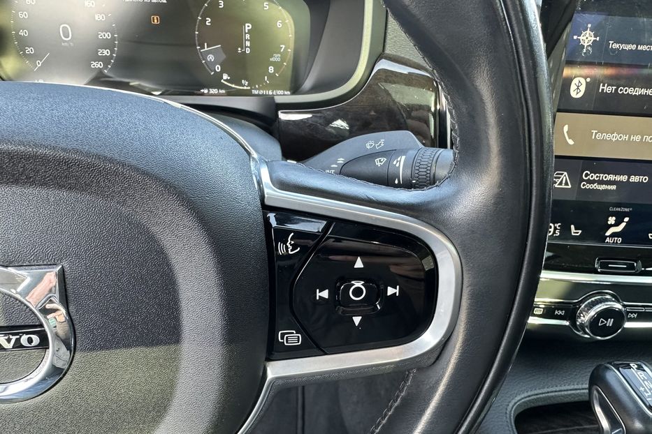 Продам Volvo S90 AWD Momentum 2017 года в Киеве