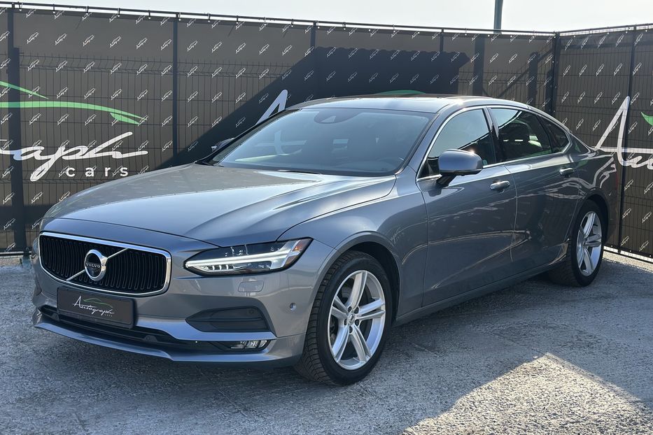 Продам Volvo S90 AWD Momentum 2017 года в Киеве