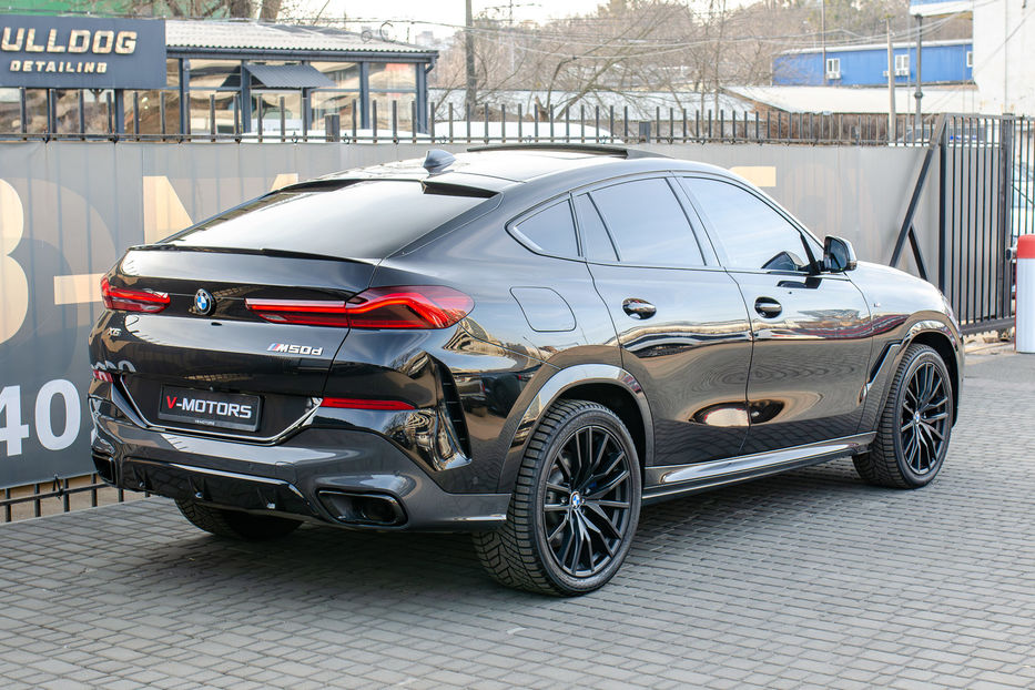 Продам BMW X6 M50d Xdrive 2020 года в Киеве
