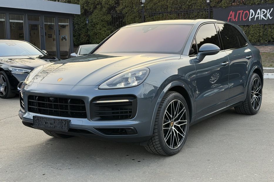 Продам Porsche Cayenne S 2019 года в Киеве