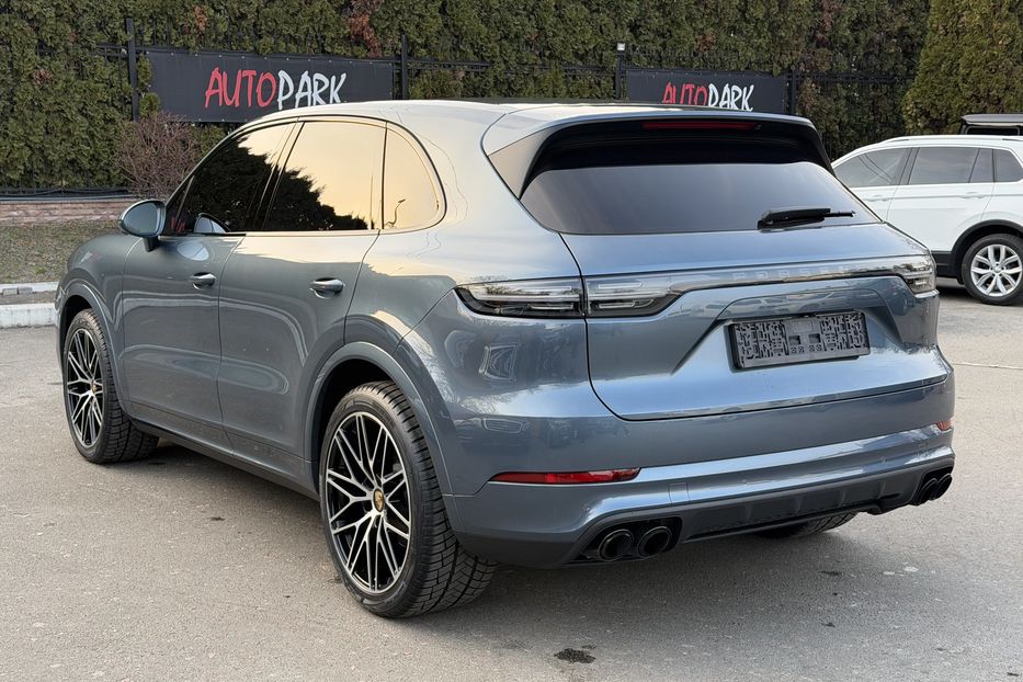Продам Porsche Cayenne S 2019 года в Киеве