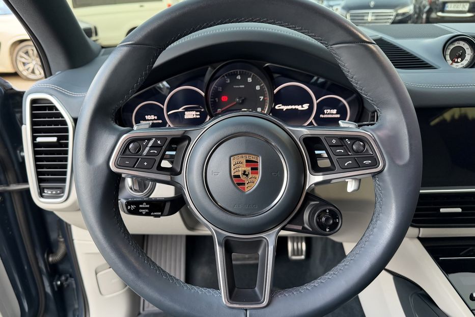 Продам Porsche Cayenne S 2019 года в Киеве