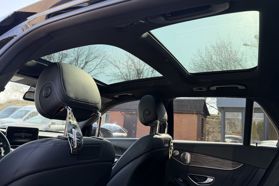 Продам Mercedes-Benz GLC-Class 300 4 Matic 2018 года в Киеве